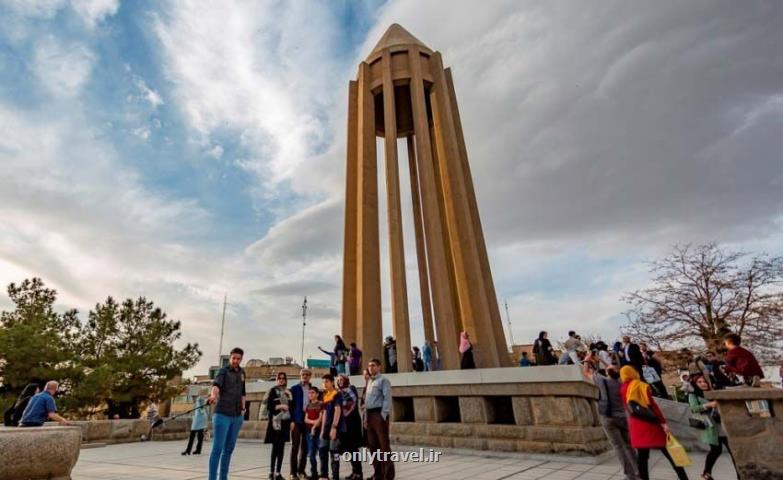 آرامگاه بوعلی جزو نمادهای گردشگری ایران است